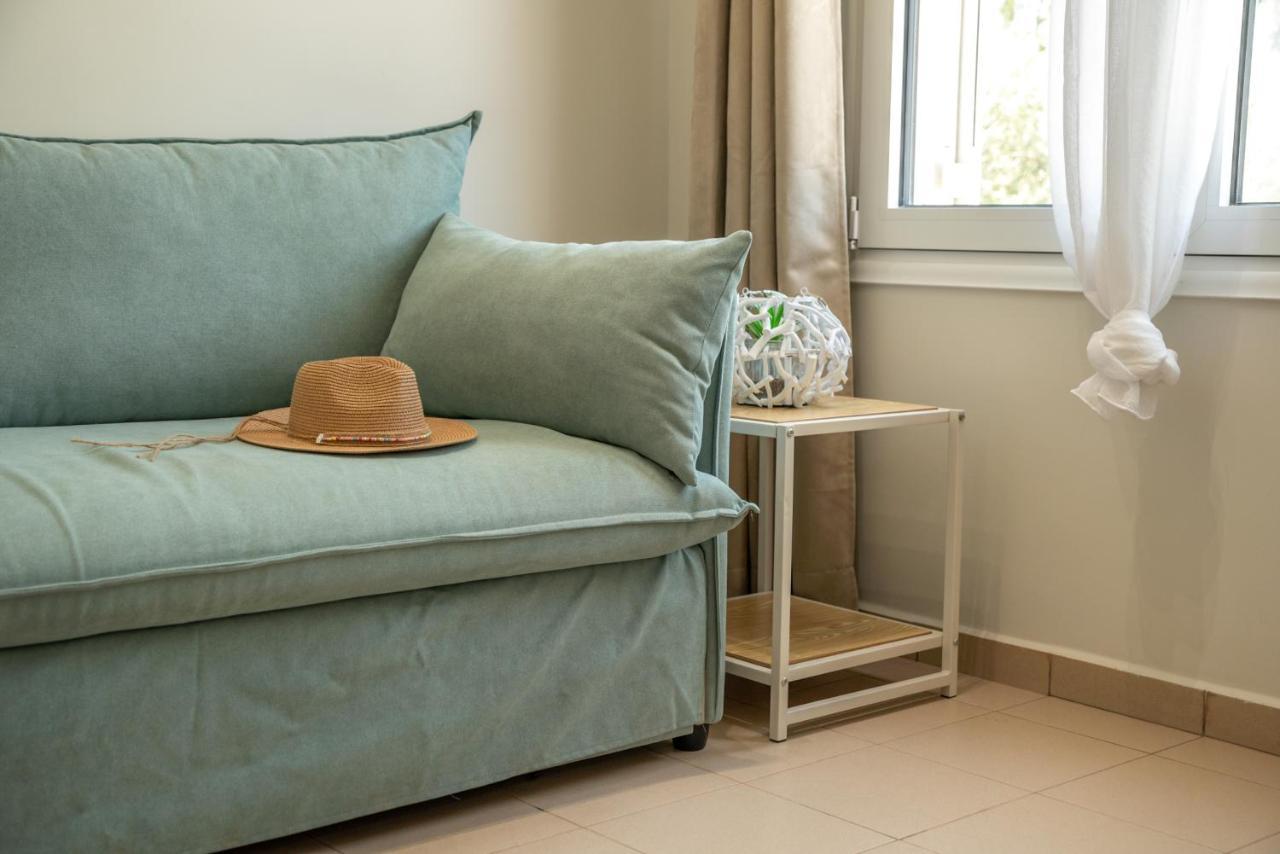 Koutris Apartment 2 Фаласарна Екстериор снимка